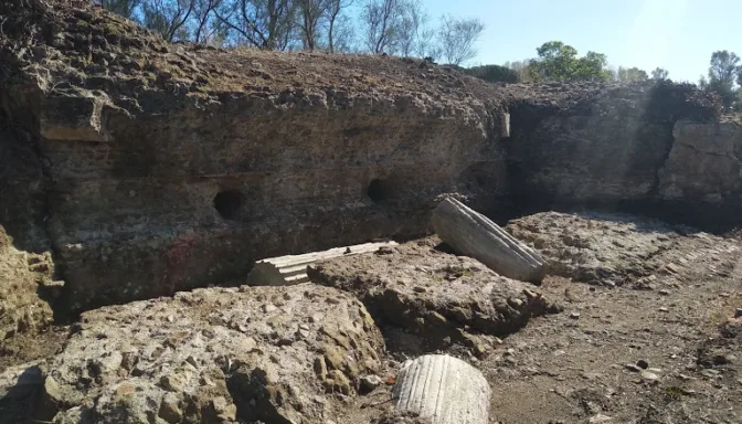 molo-della-lanterna-