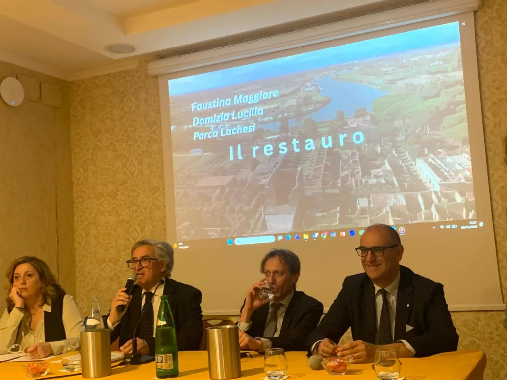 presentazione arte fuori dai musei